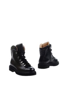 Полусапоги и высокие ботинки Santoni