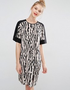 Платье с принтом и поясом BCBGMAXAZRIA - Мульти