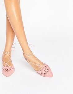 Пыльно-розовые туфли на плоской подошве с заостренным носком и шнуровкой Glamorous - Розовый