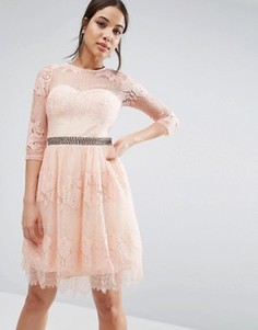 Платье с рукавами 3/4 и кружевной накладкой Little Mistress - Розовый
