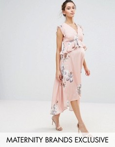 Платье миди асимметричной длины с принтом птиц Hope & Ivy Maternity - Розовый