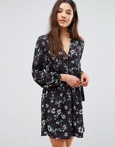 Платье с цветочным принтом и завязкой сбоку Greylin Benson - Черный