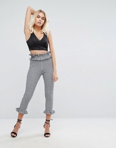 Брюки в клеточку с оборками PrettyLittleThing - Черный