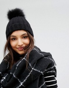 Шапка-бини с помпоном Miss Selfridge - Черный