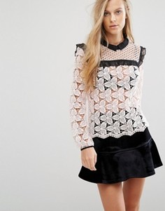 Кружевная блузка с контрастной отделкой Miss Selfridge - Розовый