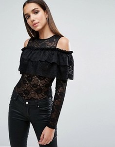 Кружевное боди с открытыми плечами и оборками ASOS - Черный