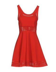 Короткое платье Silvian Heach