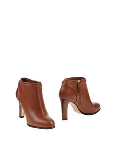 Полусапоги и высокие ботинки Salvatore Ferragamo