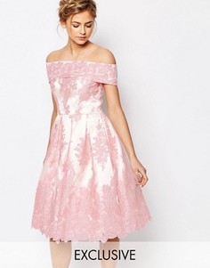 Кружевное премиум платье‑бандо миди Chi Chi London - Розовый