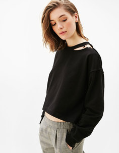 Толстовка с пряжкой на вороте Bershka