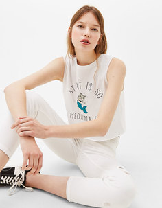 Футболка укороченная без рукавов Bershka