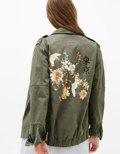 Куртка с принтом на спине Bershka