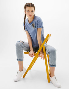 Футболка с нашивками Bershka