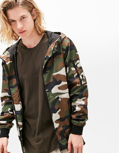Куртка с капюшоном Bershka