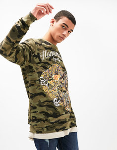 Свитер с камуфляжным принтом ‘дракон’ Bershka
