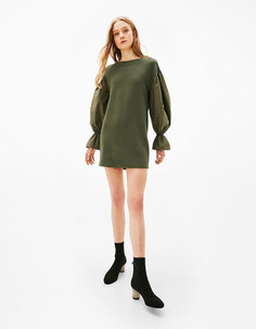 Платье из поплина с объемными рукавами Bershka