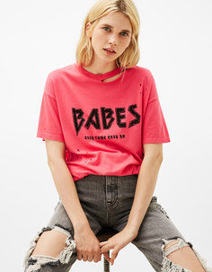 Футболка с двойным воротником «babes» Bershka