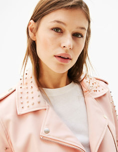 Байкерская куртка из искусственной кожи Bershka