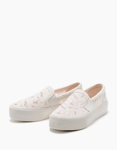 Слипоны с вышивкой Bershka