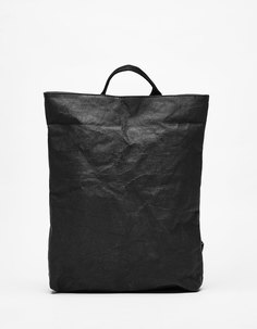 Рюкзак с эффектом мятой бумаги Bershka
