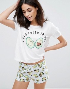 Пижамный комплект из футболки и шортов с авокадо New Look - Зеленый