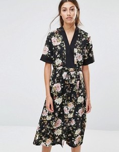 Платье миди с цветочным принтом Vero Moda - Черный