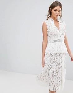 Кружевное платье с оборками True Decadence - Белый