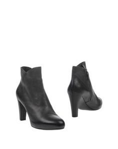 Полусапоги и высокие ботинки Roberto DEL Carlo