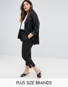 Укороченные брюки с D-образным кольцом New Look Plus - Черный
