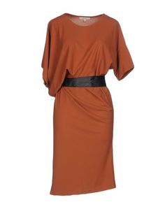 Платье до колена Koralline