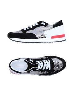 Низкие кеды и кроссовки Pollini
