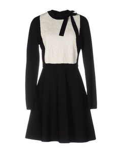 Короткое платье Valentino