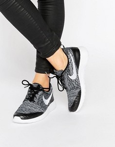 Черно-белые кроссовки Nike Roshe - Черный