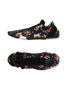Низкие кеды и кроссовки Y-3