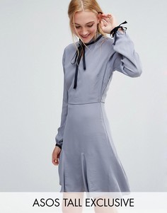 Короткое приталенное платье с контрастной завязкой на шее ASOS TALL - Синий