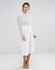Кружевное плиссированное платье миди Little Mistress Premium - Белый