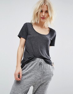 Футболка с глубоким вырезом ASOS - Серый