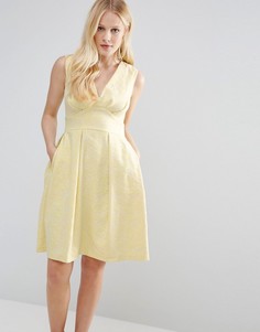 Жаккардовое платье с V-образным вырезом Closet - Желтый