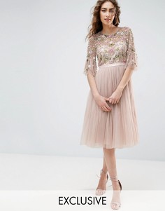 Платье миди с оборками на рукавах и цветочной вышивкой Needle and Thread - Розовый