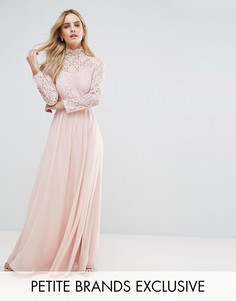 Платье макси с кружевным лифом и открытой спиной John Zack Petite - Розовый