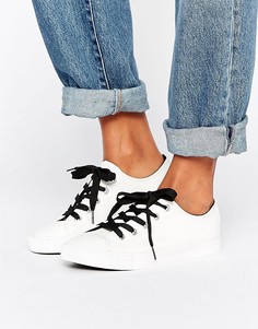 Кроссовки из искусственной кожи с контрастными шнурками New Look - Белый