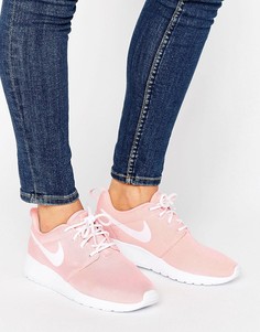 Розовые кроссовки Nike Roshe One - Розовый
