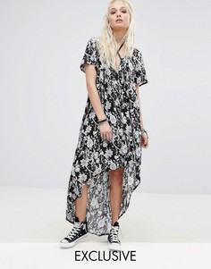 Асимметричное платье с цветочным принтом и поясом-лентой Milk It - Фиолетовый