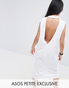 Платье-футболка миди без рукавов с V-образным вырезом на спине ASOS PETITE - Белый