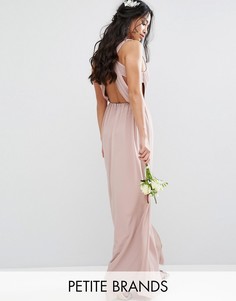 Платье макси с плиссировкой и открытой спиной TFNC Petite Wedding - Розовый