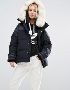 Дутая куртка с отделкой искусственным мехом adidas Originals - Черный