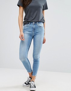 Двухцветные джинсы скинни с необработанными краями New Look - Синий