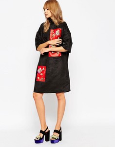 Платье с воротником‑труба и декорированной вставкой A V Robertson for ASOS BLACK - Черный