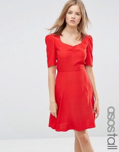 Чайное платье с рукавами 3/4 и вырезом сердечком ASOS TALL - Красный