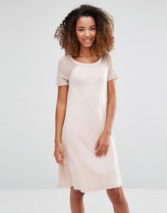 Свободное платье с сетчатыми рукавами в горошек Vero Moda - Розовый